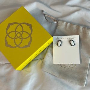 kendra scott earrings